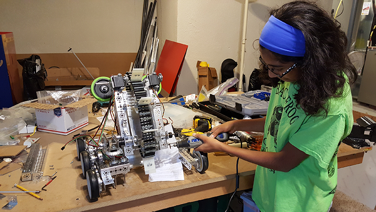 Robotics-team-Black-Frogs-Ansha_760.png Robotics-team-Black-Frogs-Ansha_760.png